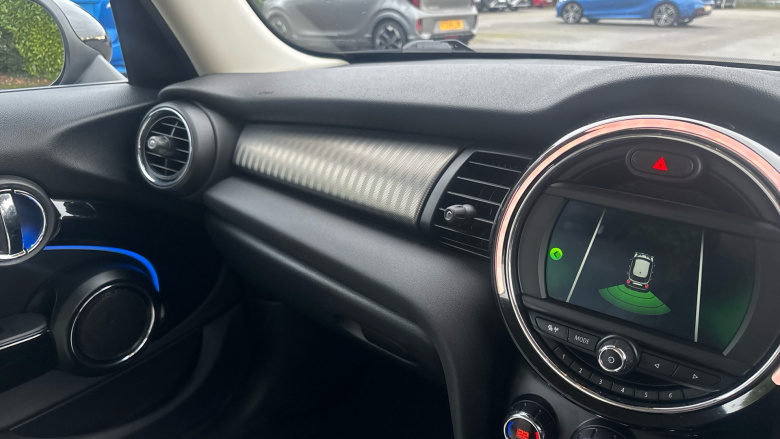 MINI Hatchback 1.5 Cooper Exclusive 5dr Auto Petrol Hatchback